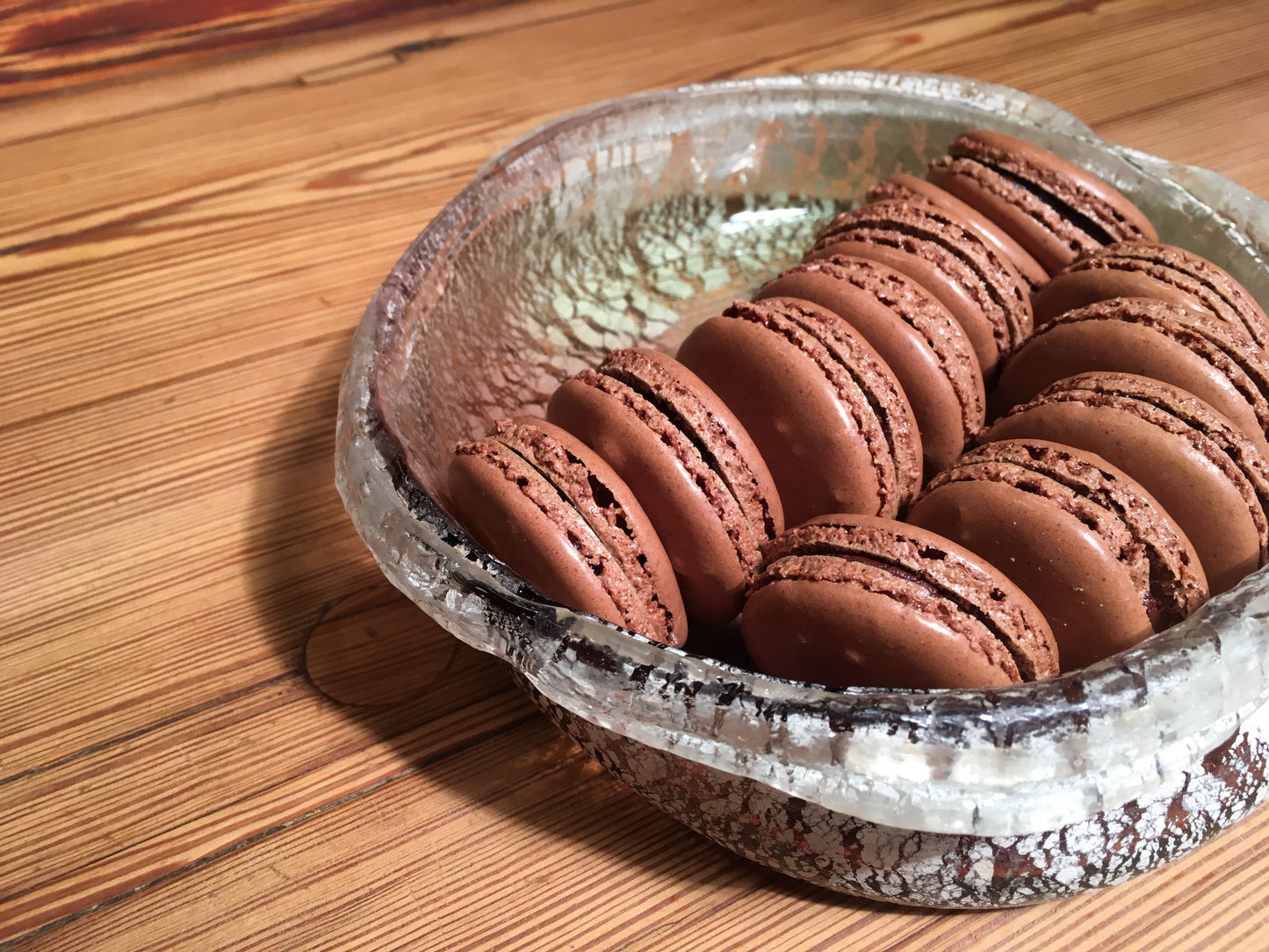 Chocolate Macarons (3pc)